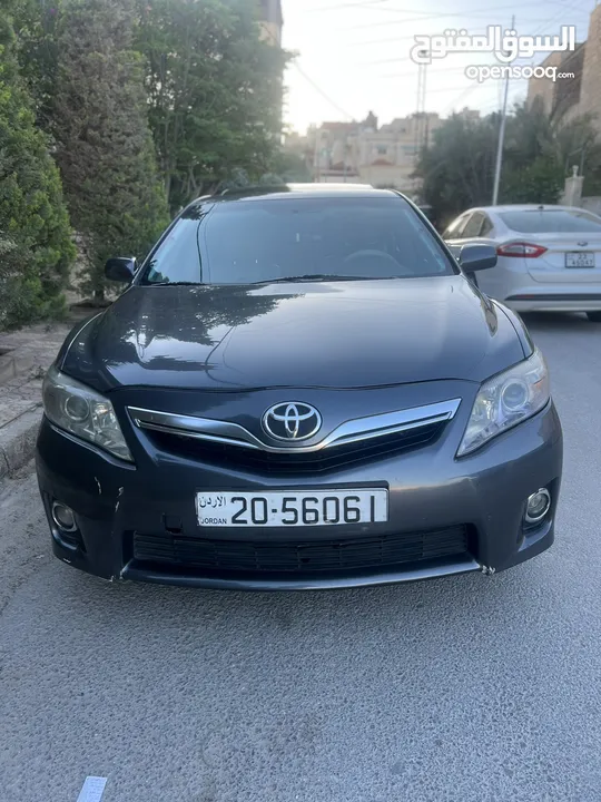 Toyota camry 2011 فل كامل مع فتحة بحالة الوكالة