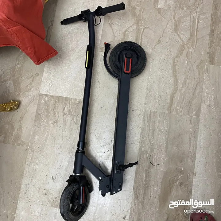 سكوتر كهربائي electric scooter