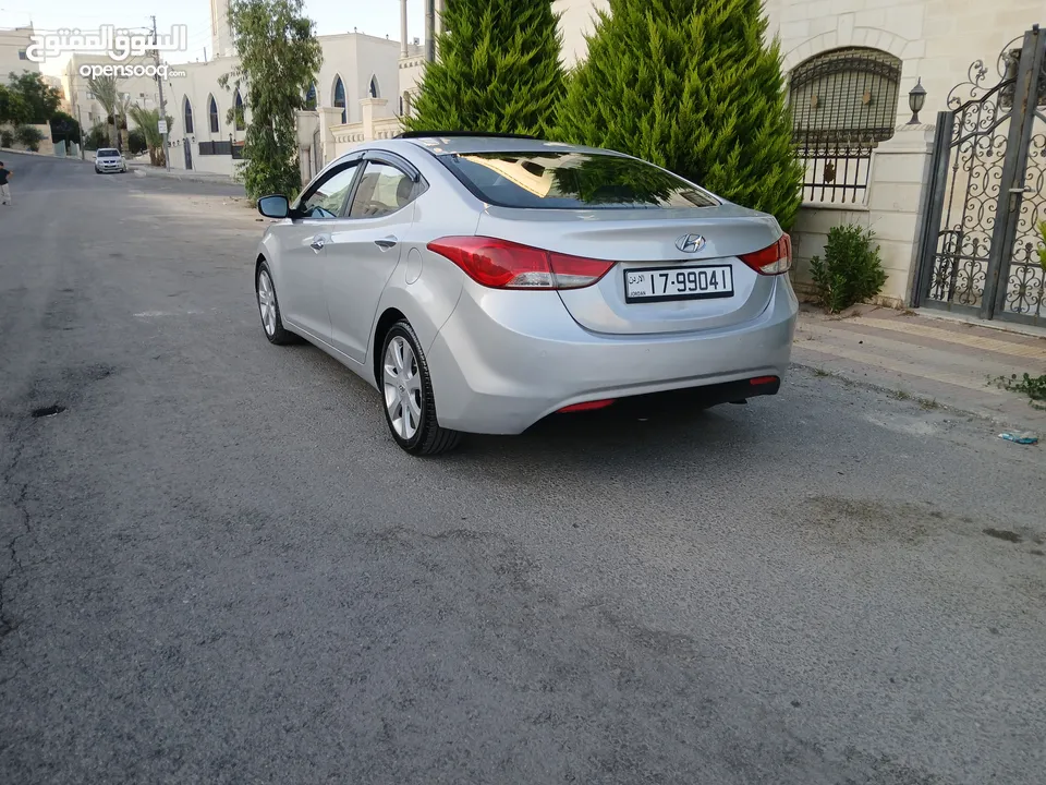 هونداي افانتي md taab فل كامل أعلى صنف بحالة ممتازة وفحصها 3 جيد وموجود بالصور