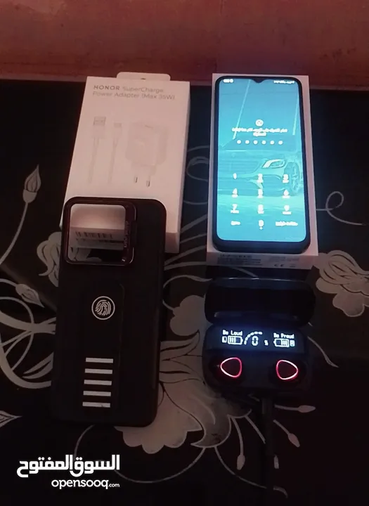 ( استعمال اسبوعين فقط )      HONOR  x6p      سبب البيع بحاجه لمصاري  +  على البيعه سماعات بلوث فخمات