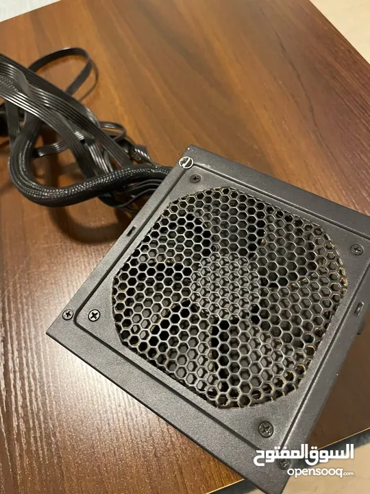 مجموعة قطع معالج i7 9700f + لوحة ام + رام + بور سبلاي 650 + تبريد