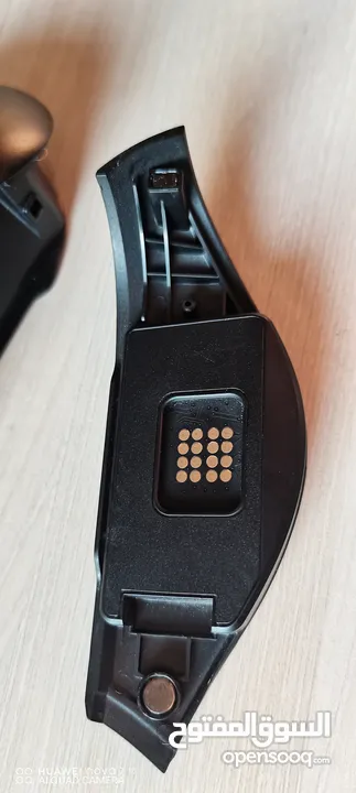Mouse razer naga pro ماوس مخصص لمحترفي الاعاب وخاصه العاب MMO و RPG ويتميز بدقه عالي جداً