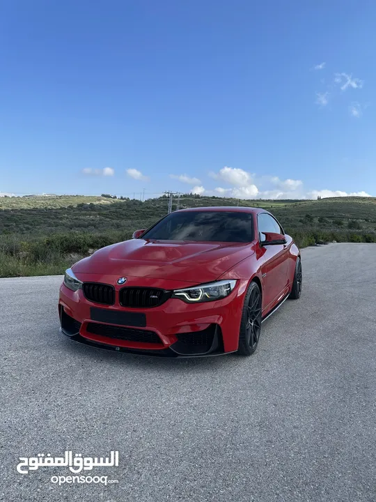 BMW M4 COMPETITION