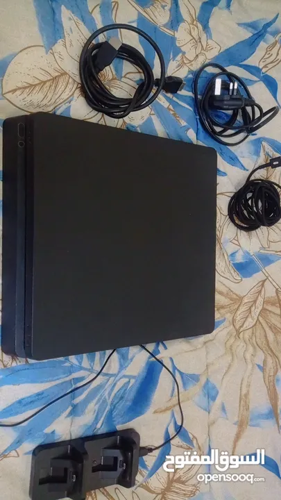 ps4 slim 1tb with 2 controllers