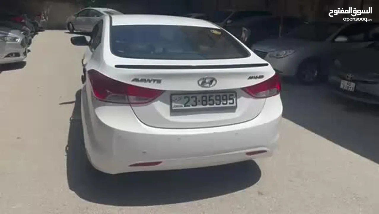 هونداي افانتي تاب  اصليMd  كامل المواصفات اعلى صنف كاملة فحص 4 جيد نظيف جدا وعملي 2012