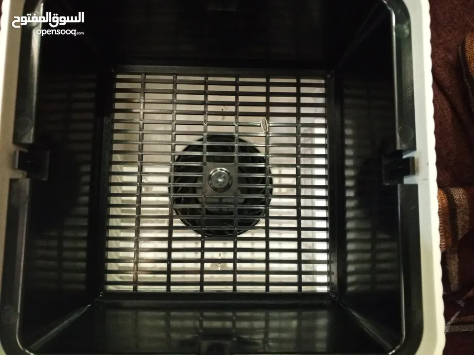 جهاز تنقية الهواء الماني من الروائح الكريهة