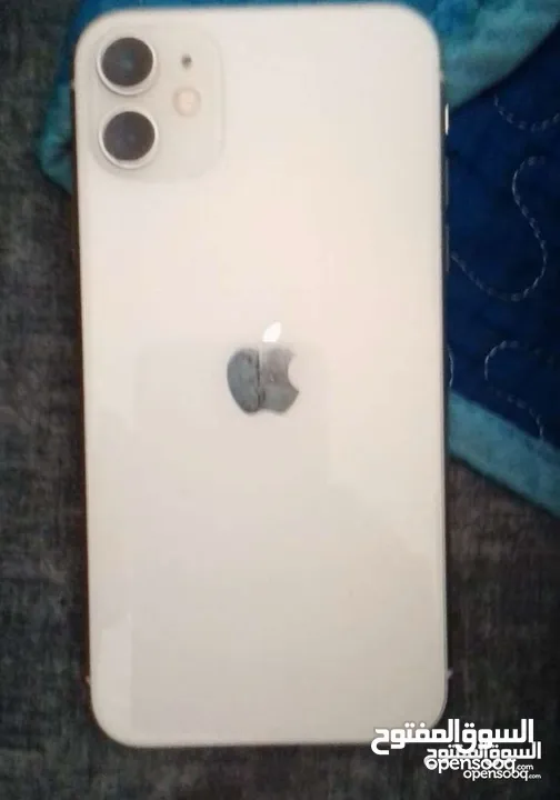 آيفون 11  رام الله