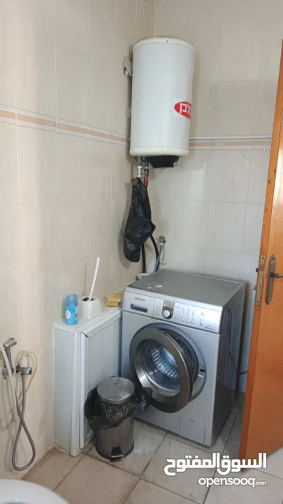 غرفة برايفت في سكن شباب مشترك