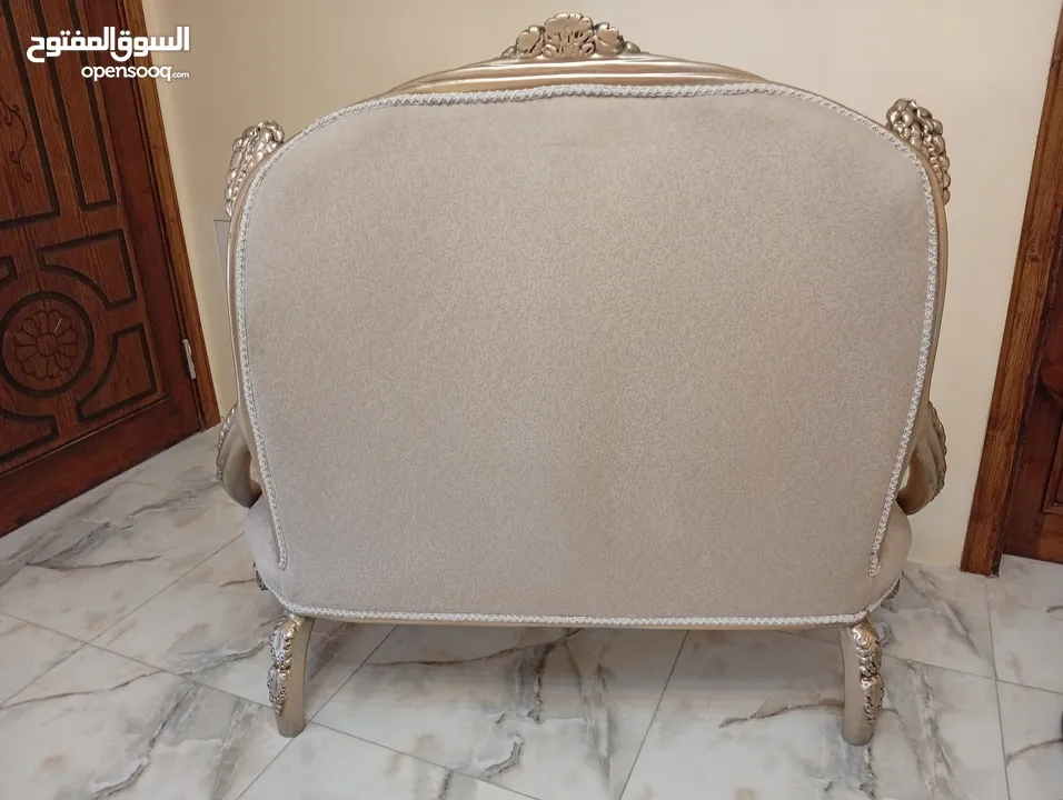 قطعة أثاث لوف سيت مصري ،خشب زان ،غير مستعمل،مناسب لصالات استقبال الفنادق و صالات الأفراح و المنازل