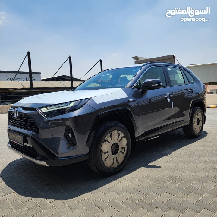 TOYOTA RAV4 XLE HYBRID- BLACK EDITION-2024  تويوتا راف فور4 اكس ال اي هايبرد بلاك اديشن