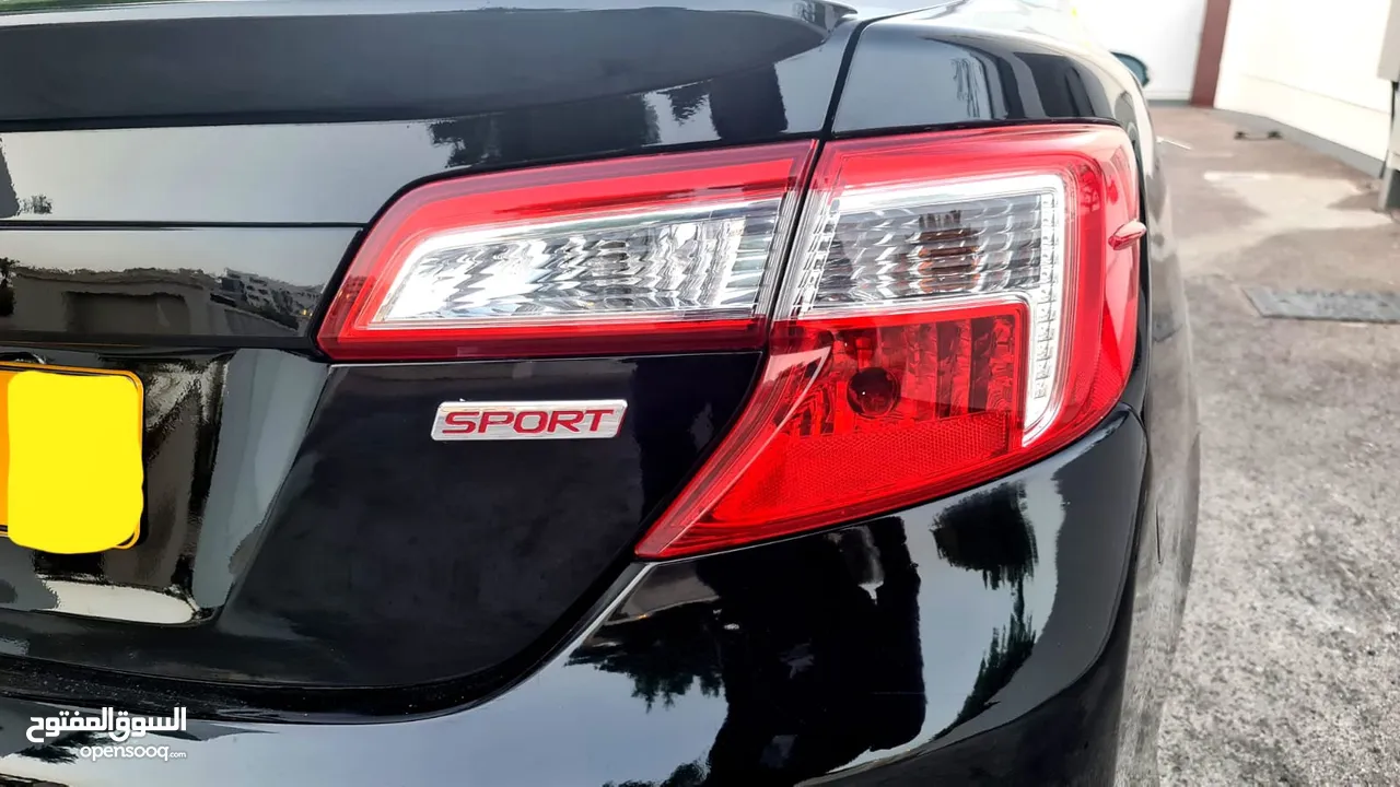 TOYOTA CAMRY SPORTS 2013