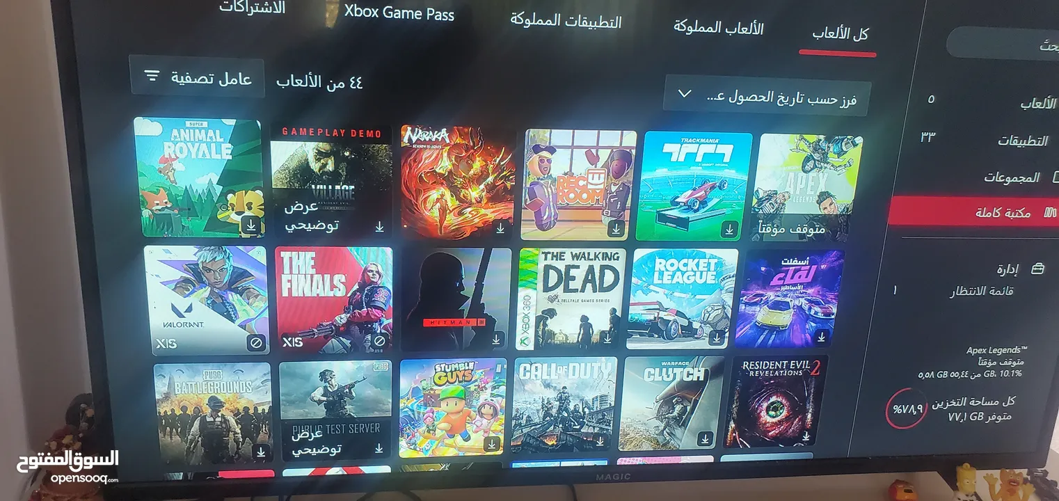 اكس بوكس ون اس بسعر مغري ولا شخط معاه يدتين اصليات وحده احترافيه و حساب فيه العاب وحساب فورت نايت