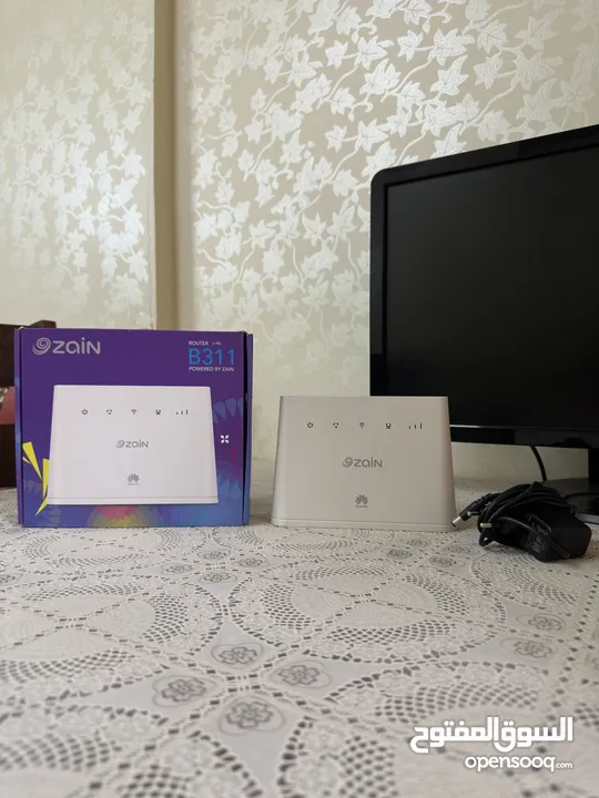 راوتر زين 4G نوع هواوي بحال الوكالة