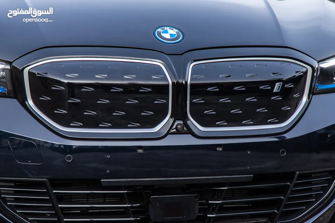Bmw i3 e-drive 40L Ev M kit 2024 Sport package