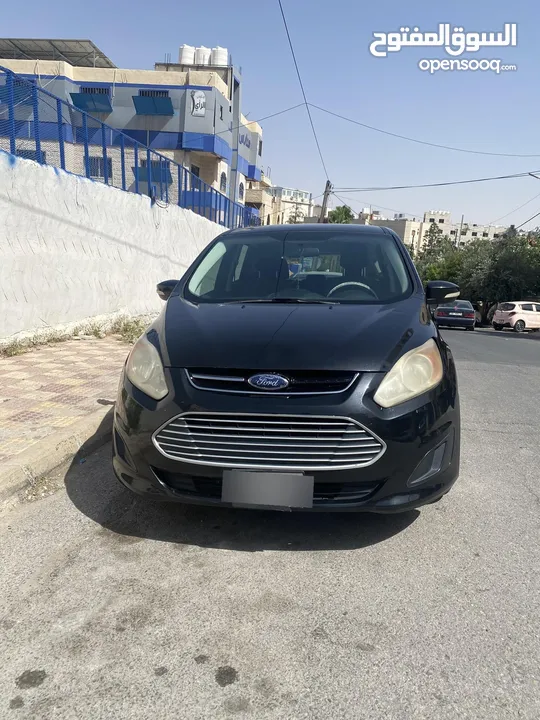 Ford C-max 2013 black  فورد سي ماكس 2013 لون اسود ملوكي  مالك اول مميزه ممشى جدا قليل