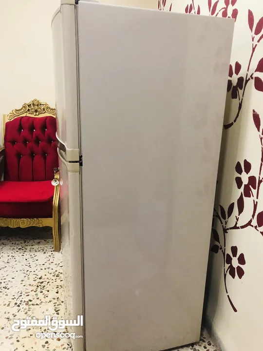 ثلاجة شارب (sharb) 16قدم ،أقتصادية وتبريد وتفريز ممتاز
