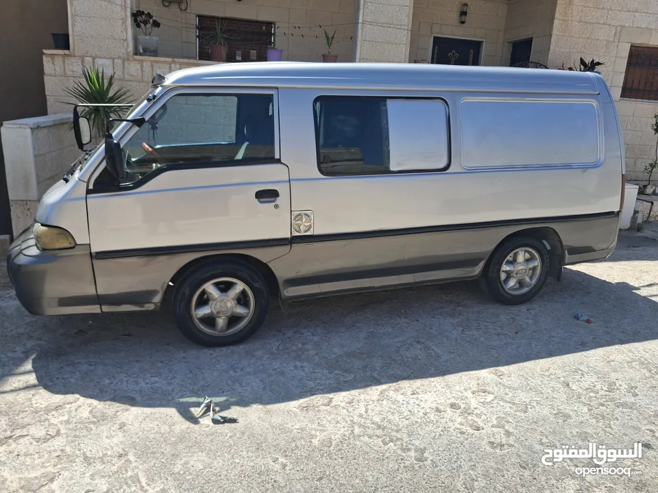 هونداي  H100 موديل 2000