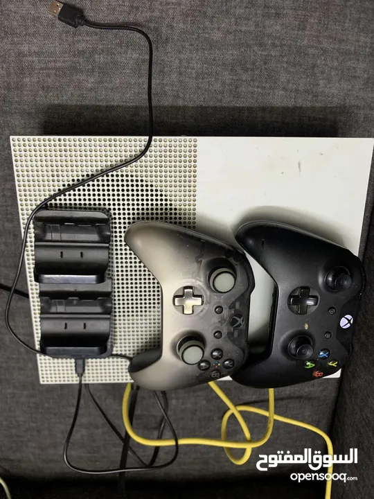 Xbox One s
