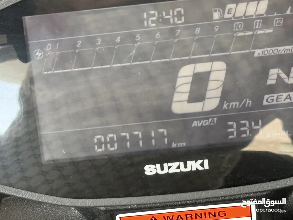 سوزوكي v strom 250 اسود بحالة الوكالة