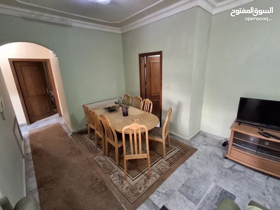 عفش بيت كامل بحالة جيّدة جدا للبيع