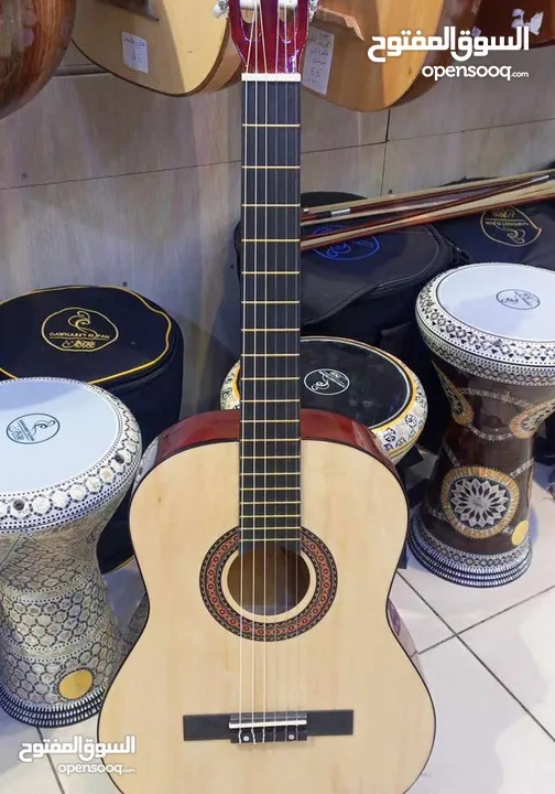 جيتار كلاسيك احترافي