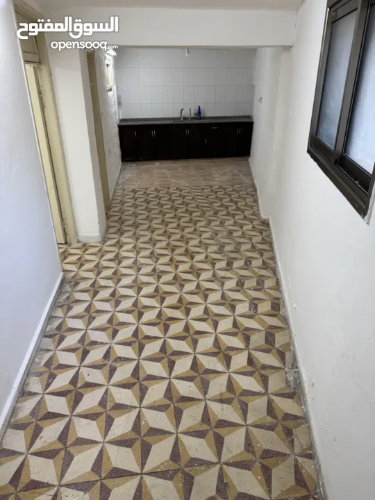 بيع شقه غير مفروشة