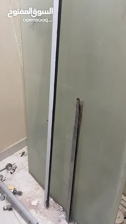 مغاسل ومرايات للبيع نظيفه