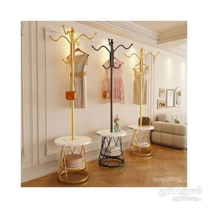 ستاند تعليق مع طاولة جانبية – قطعة فخمة تغيّر شكل غرفتك بالكامل!