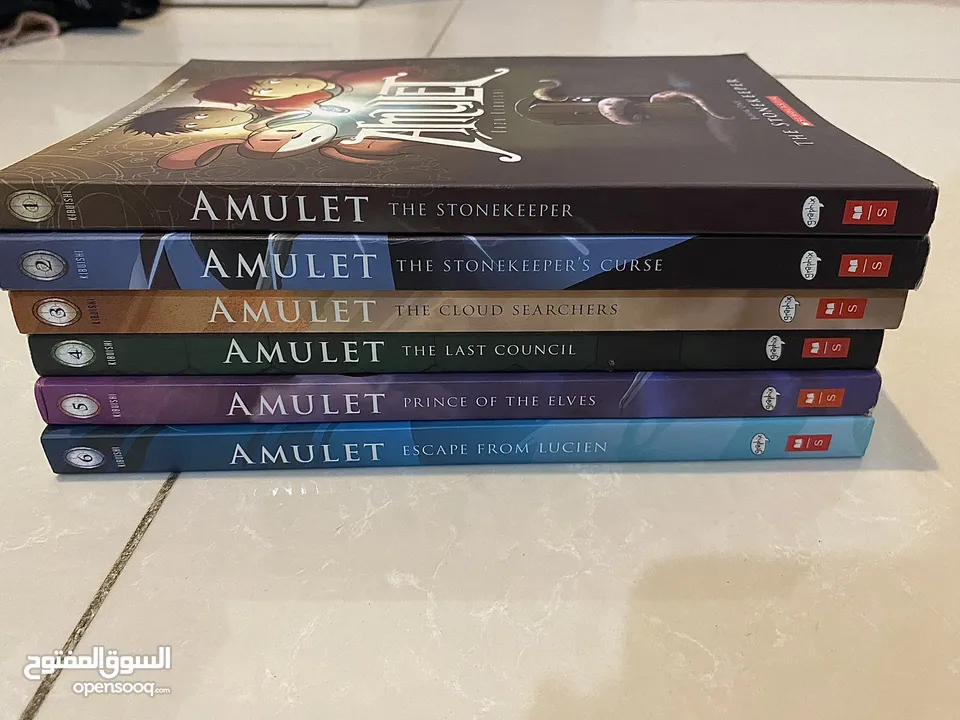 Amulet by kazu kibuishi (comic book series)