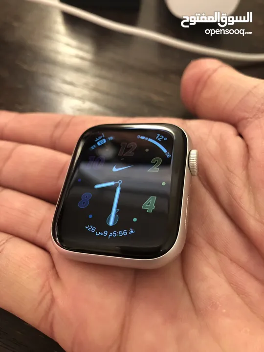 Apple watch S6 44mm GPS 150 JO