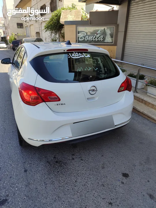 اوبل استرا 2013