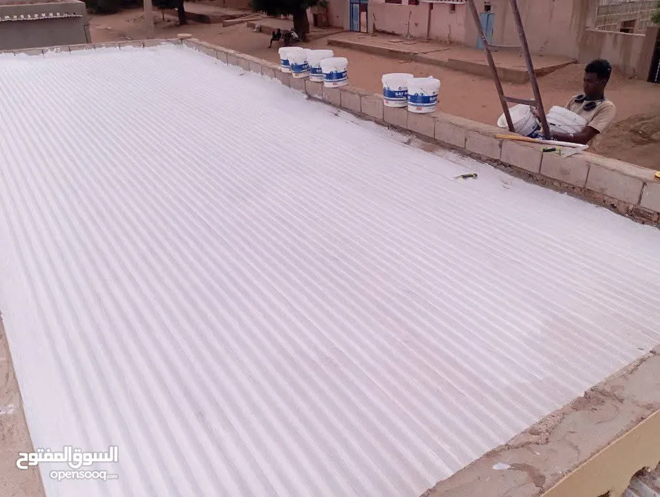 فني عازل مائي وحراري
