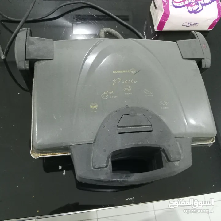 URGENT SALE CLEARANCE TOASTER