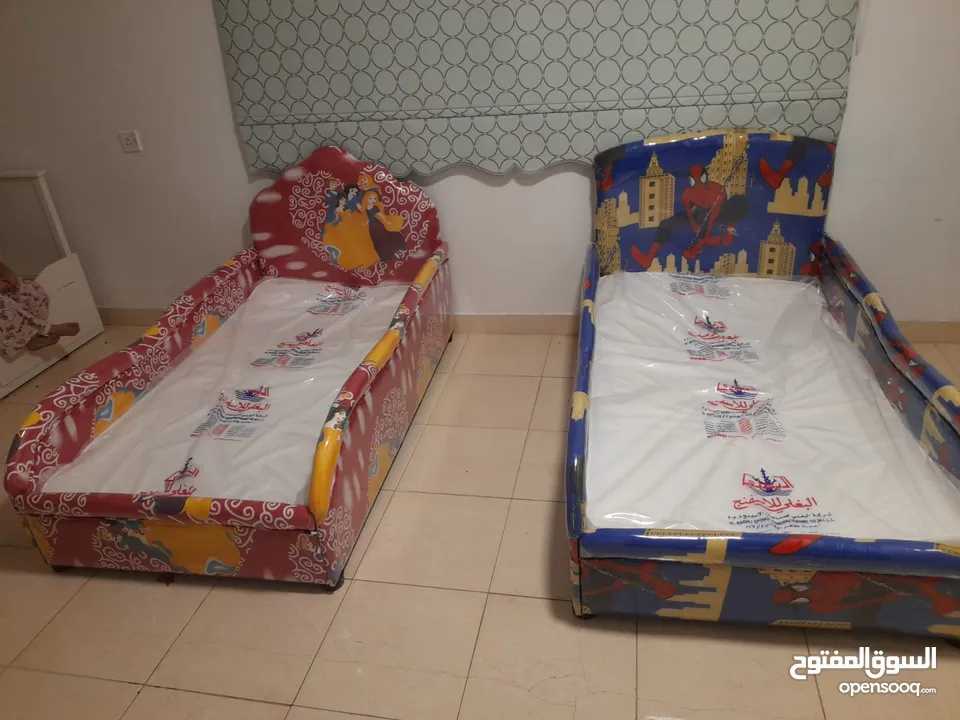 سرير اطفال جديد