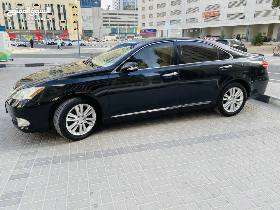 Lexus ES 350 2012 full option in excellent condition