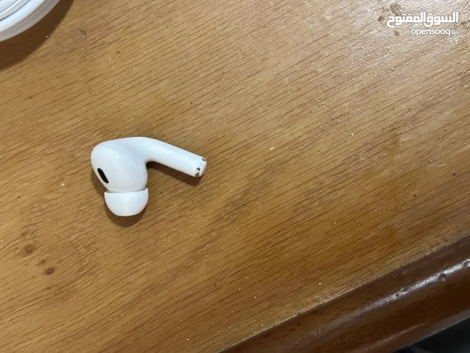 Apple AirPods Pro 2nd generation right buds only