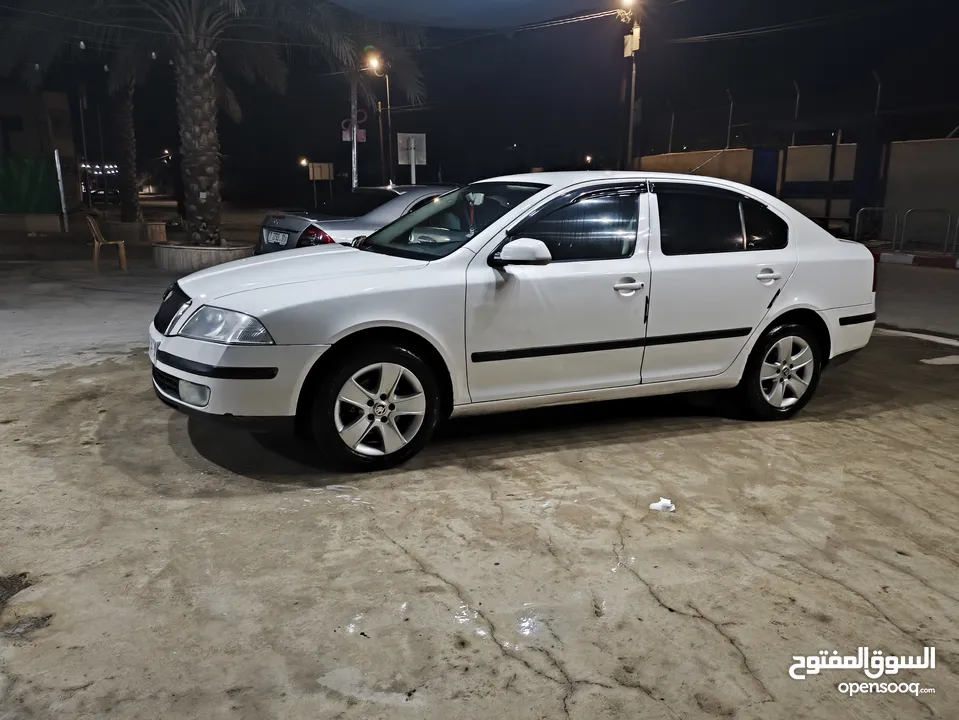 اوكتافيا 2008 ماتور 1900