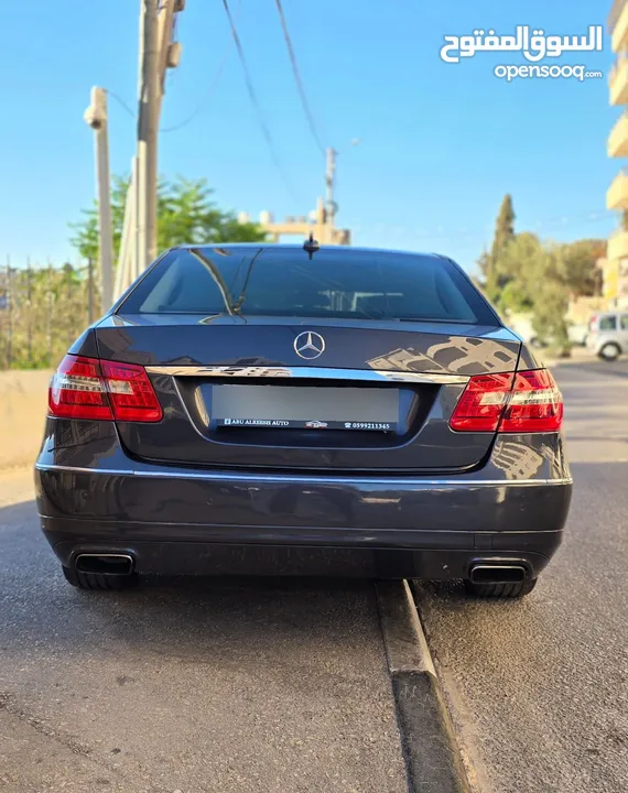 Mercedes-Benz E200