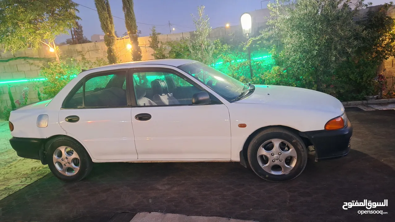 ميتسوبيشي لانسر 1996 للبيع