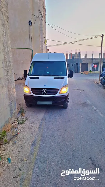 مرسيدس 515