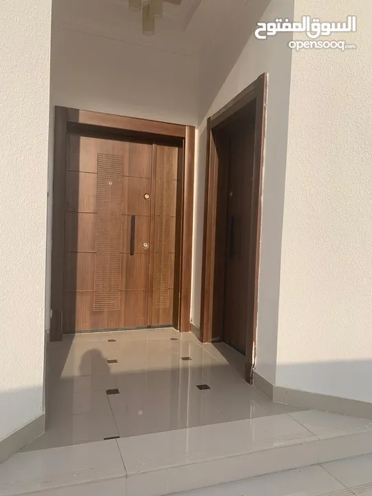 4BHK villa for rent located alkhoud 3 near to mazoon street