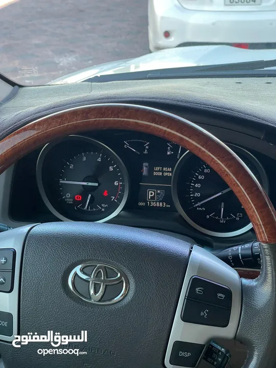 TOYOTA LAND CRUISER VXR 2015 V8 GCC