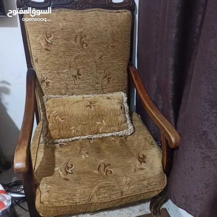 طقم كنب 10مقاعد  و سجادة مستعمل