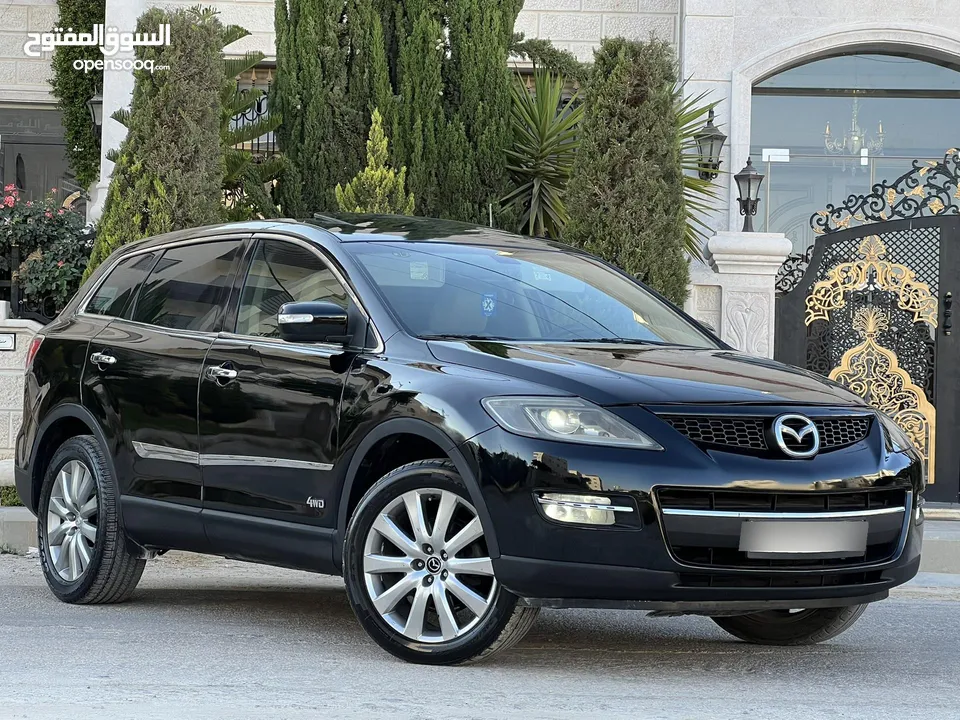 مازدا cx9 بحالة ممتازه بسعر مغري و للبيع المستعجل