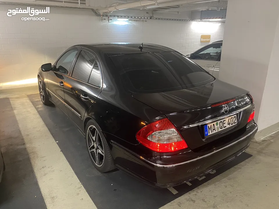 Mercedes Benz E280 v6