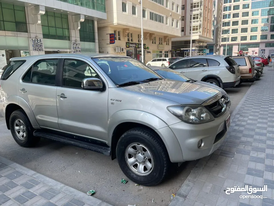 Toyota Fortuner SR 5 2008