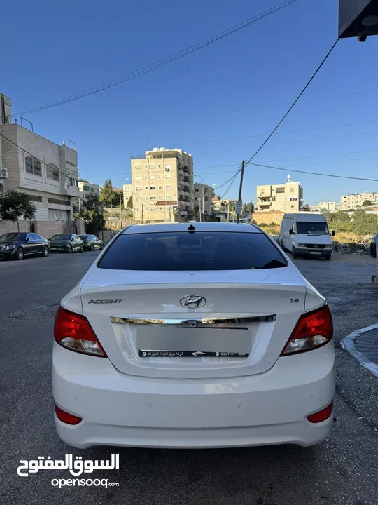هونداي اكسنت 2018 متور 1400 بنزين لون ابيض فحص ممتاز