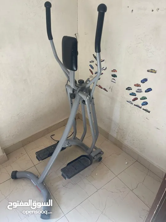 اجهزة رياضة من افضل الاجهزة الي بتنحط بالنوادي 3 انواع  جهاز للمعدة  جهاز crazy اهتزاز  جهاز بسكليت