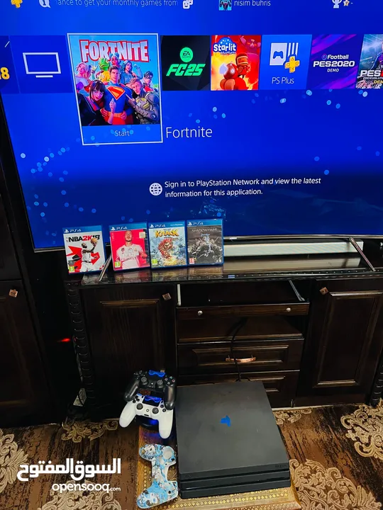 Playstation 4 Pro  بلاستيشن 4 برو