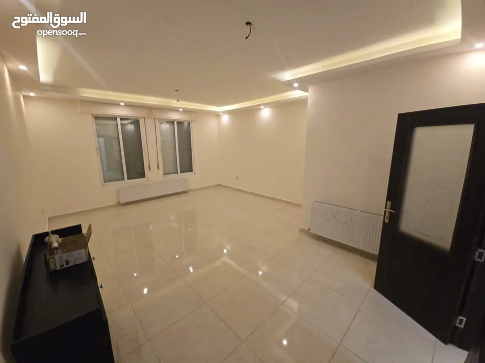 شقة سوبر ديلوكس تستحق المشاهدة